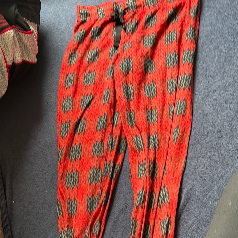 Secret Treasures Red and Black Sleepwear
